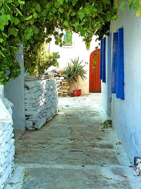 Travel to Tinos Photo Gallery  -  Aetofolia village