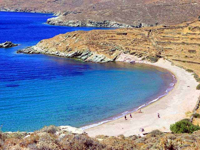 The beach of Apigania TINOS PHOTO GALLERY - Apigania