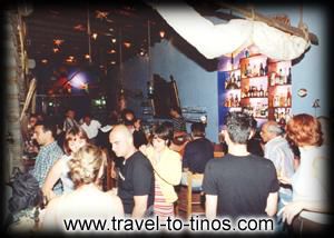 KOURSAROS BAR  CLUB IN  1 Akti Ellis st, Hora